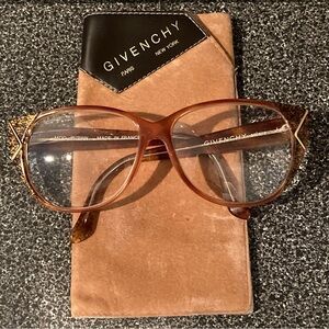 Vintage Givenchy solaire mod 111/BRN oversized glasses; made in France. W/Case.